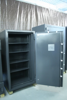 Pre Owned Jewelers 5526 TL30 High Security Safe
